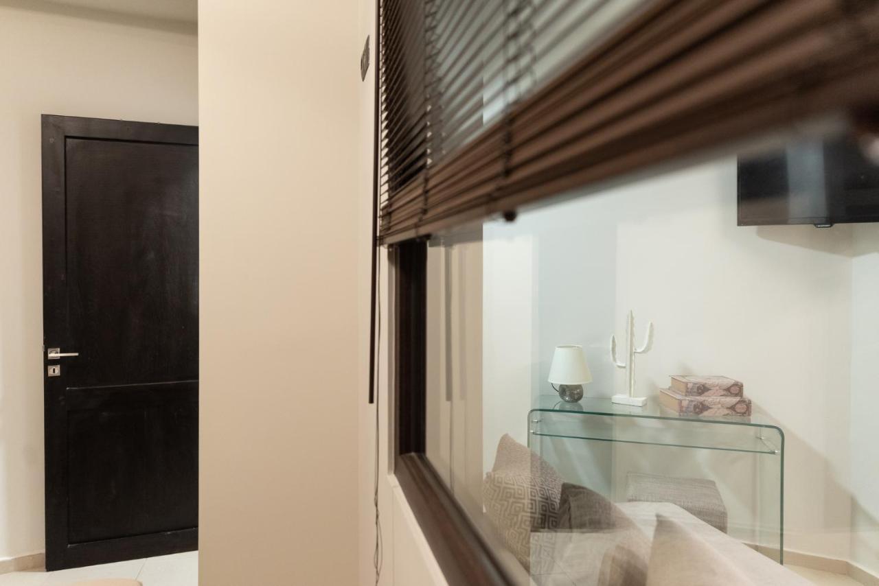 Pasiphae Lux Apartment Downtown Heraklion  ภายนอก รูปภาพ